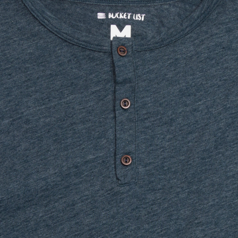 Perfect Travel Henley Mens The Bucket List Studios